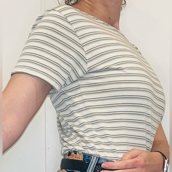 Beige and cream vintage striped T - Picture 8 of 9